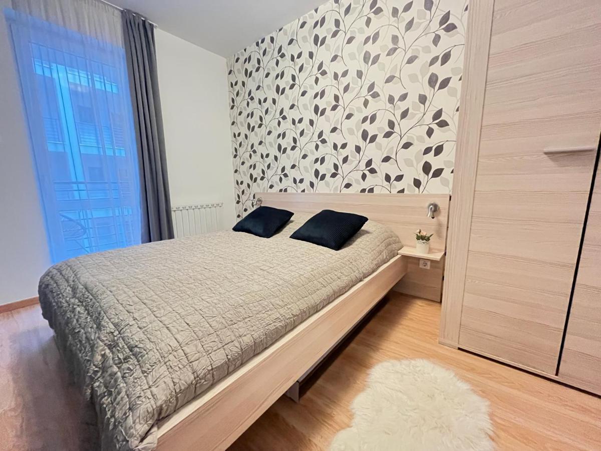 Corvin Pearl Deluxe Budapeste Exterior foto